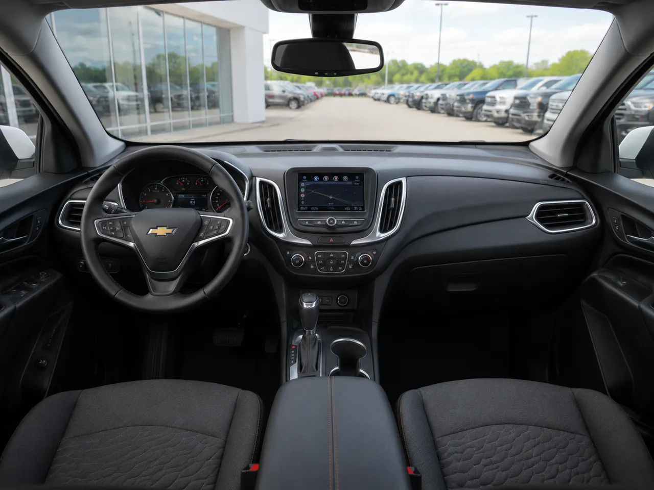 2018 Chevrolet Equinox LT thumbnail 7