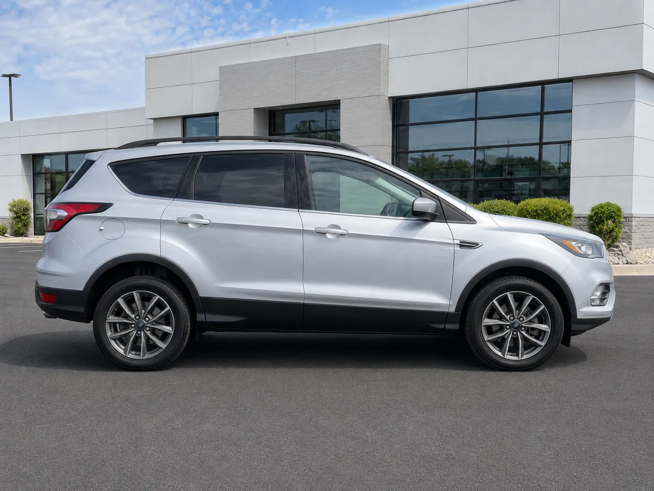2018 Ford Escape SE thumbnail 6