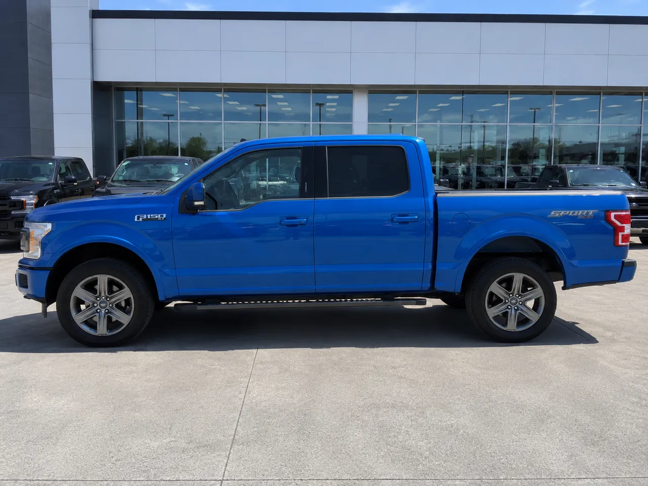 2019 Ford F-150 XLT SuperCrew 4x4 thumbnail 6