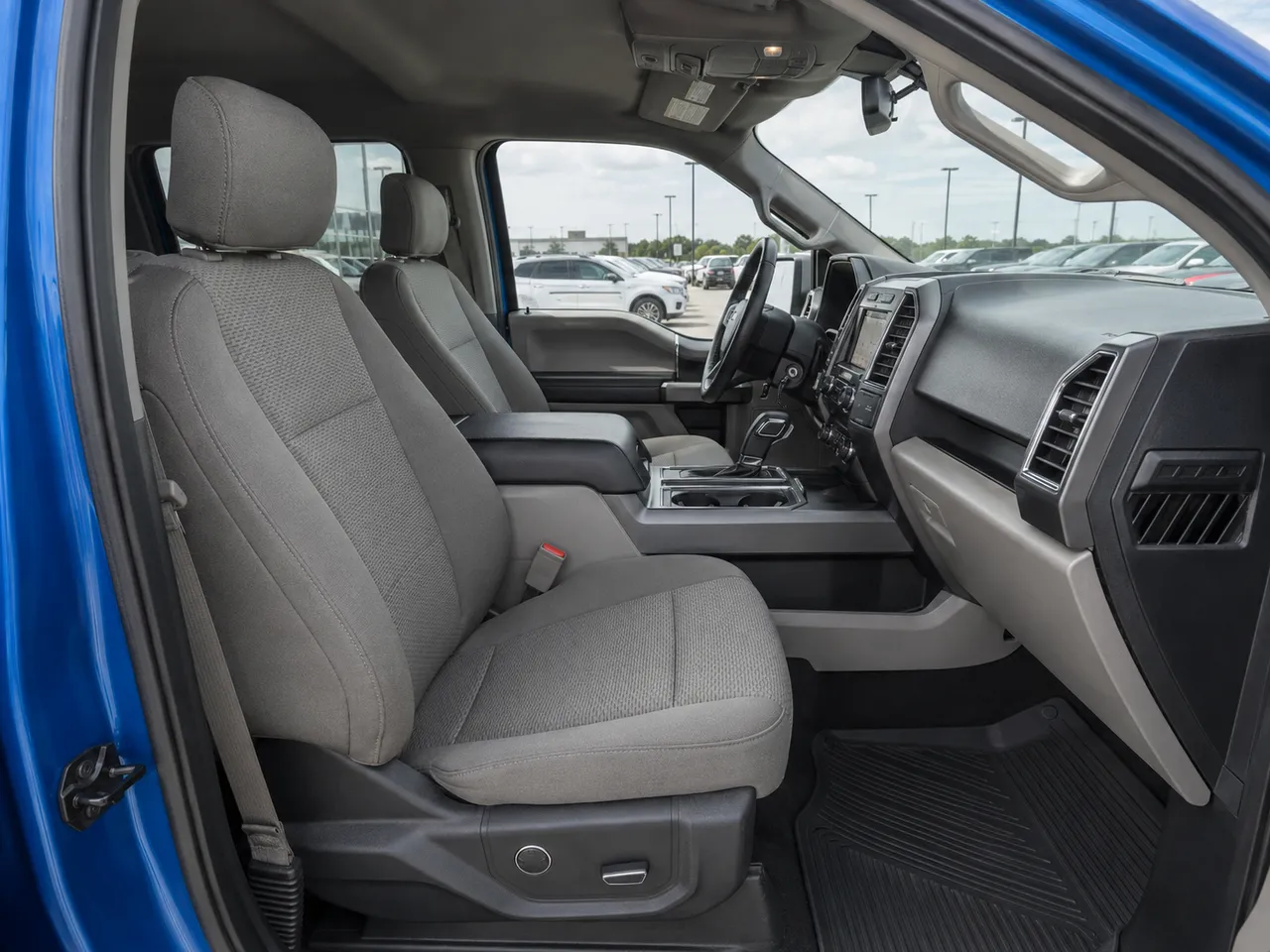 2019 Ford F-150 XLT SuperCrew 4x4 thumbnail 8