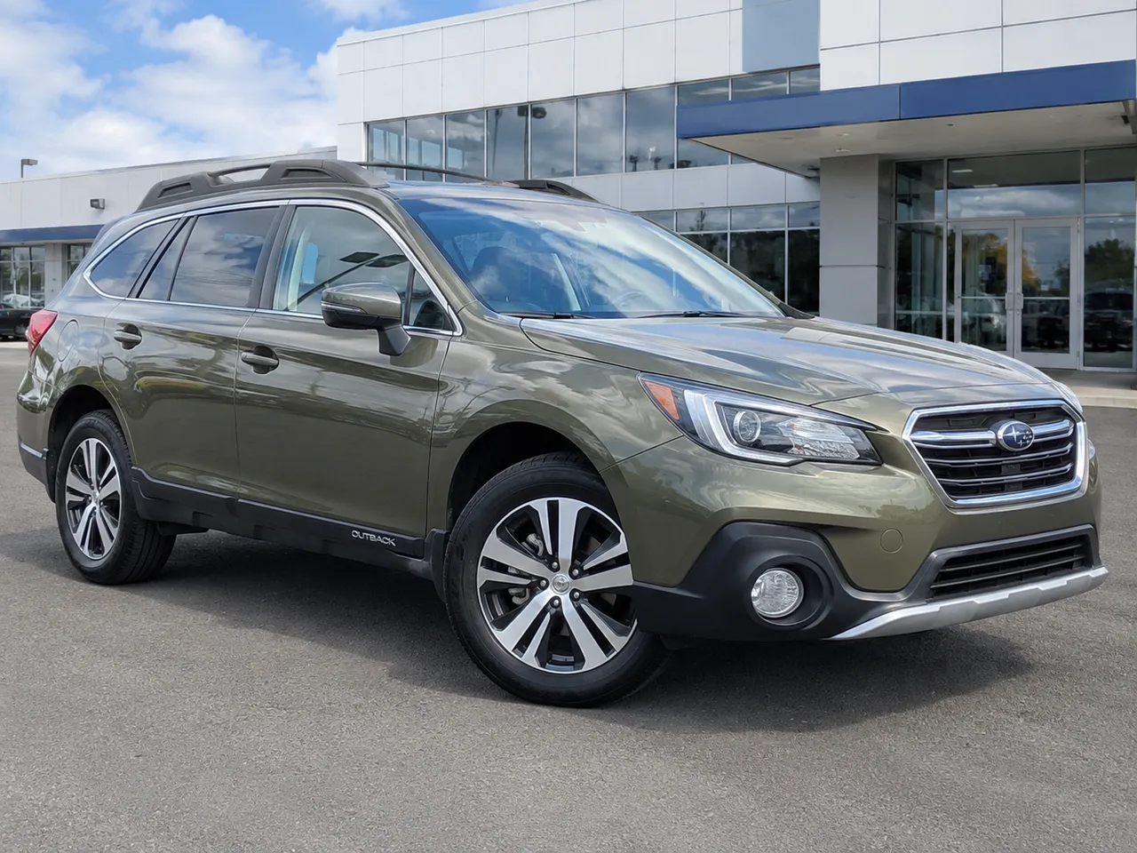 2019 Subaru Outback Touring - Photo 3