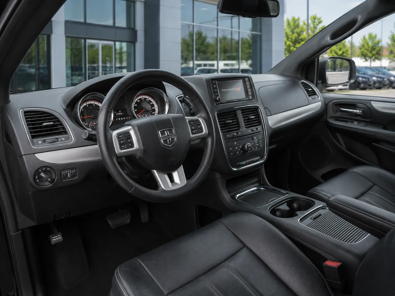 2020 Dodge Grand Caravan GT thumbnail 6