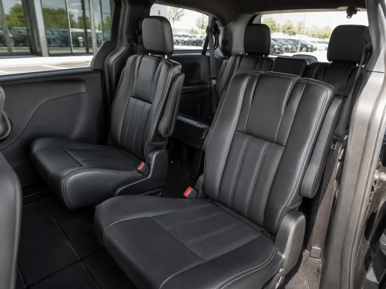 2020 Dodge Grand Caravan GT thumbnail 8