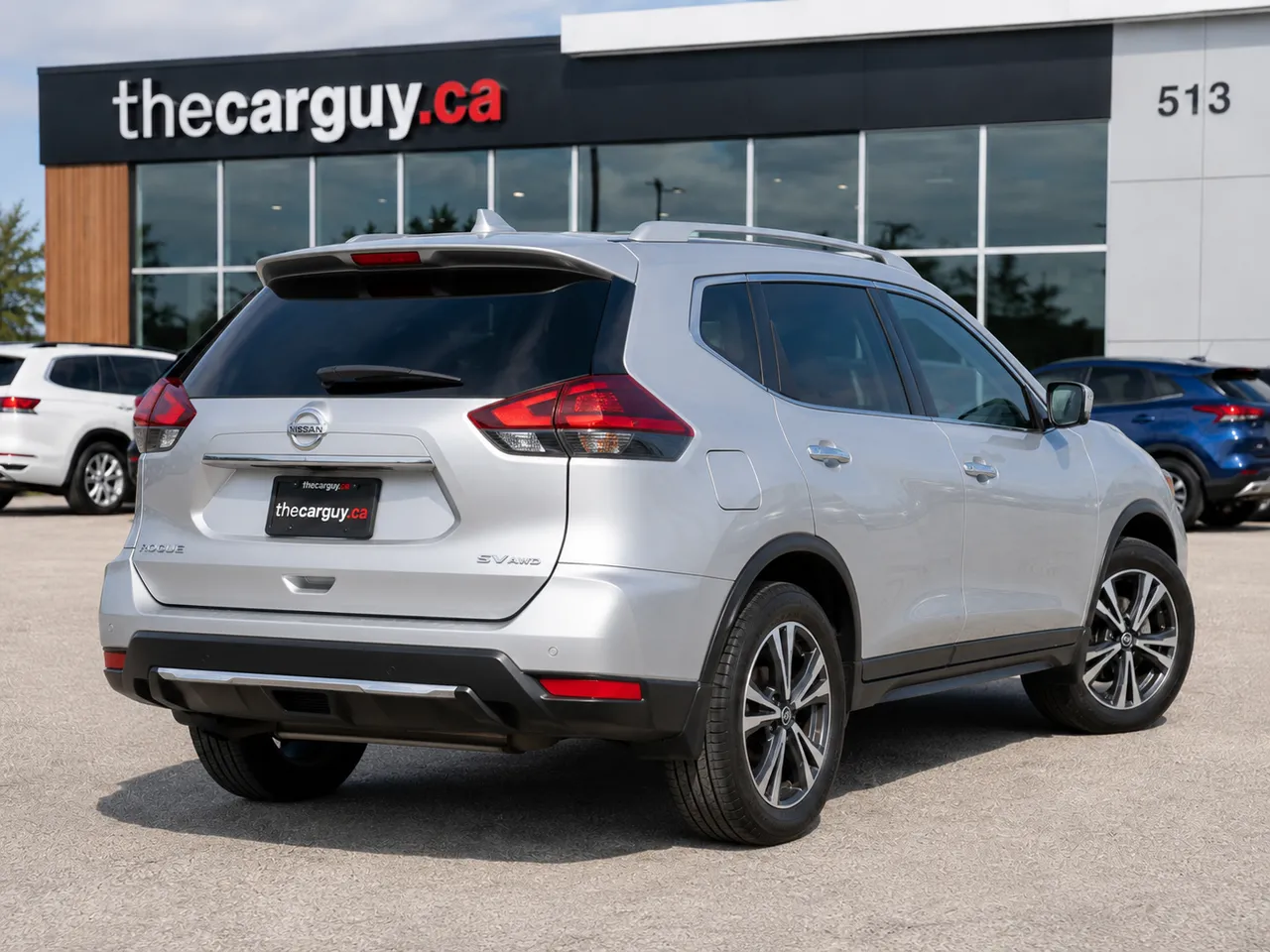 2020 Nissan Rogue SV AWD thumbnail 4