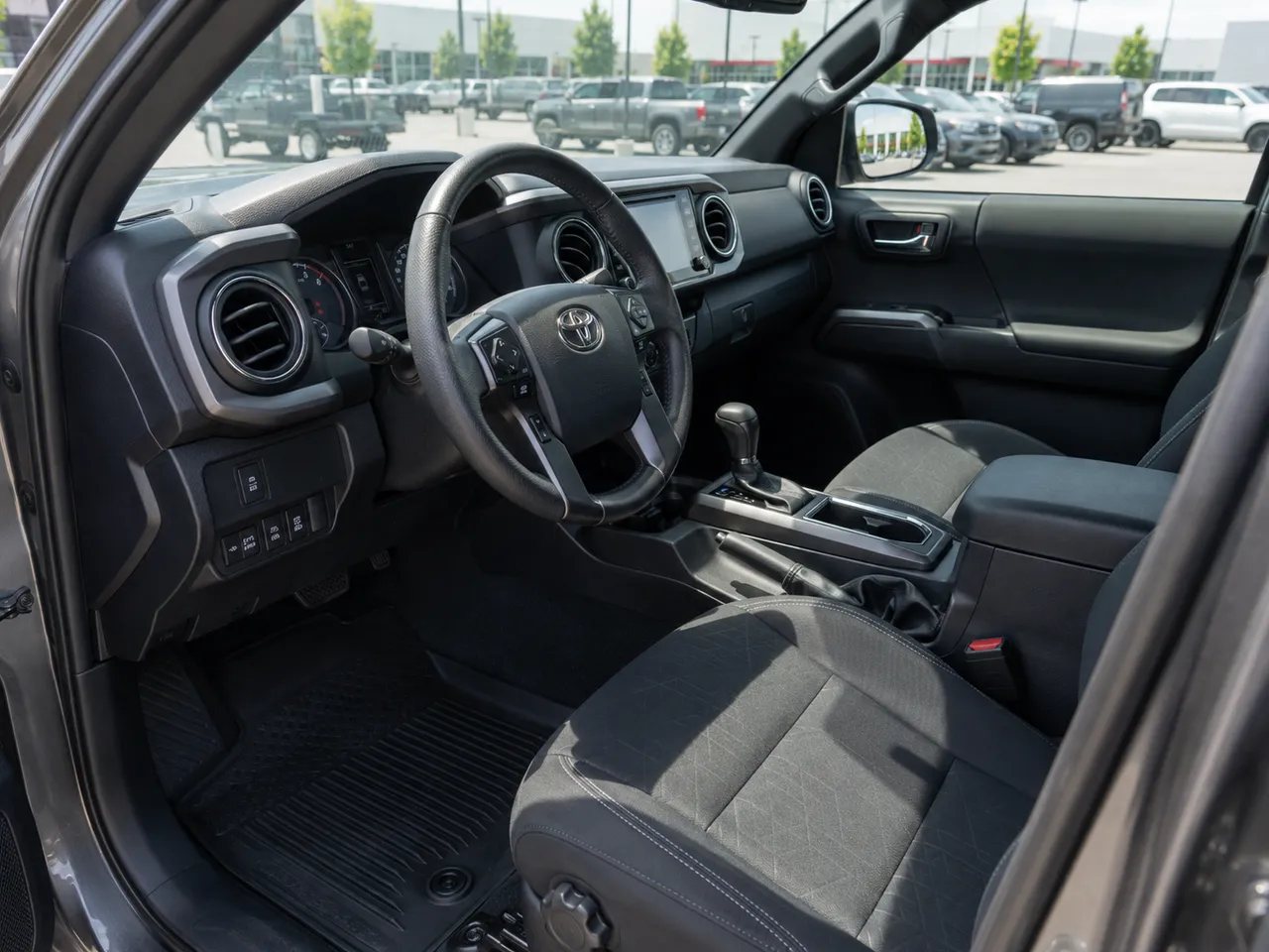 2020 Toyota Tacoma TRD Off-Road Double Cab thumbnail 6