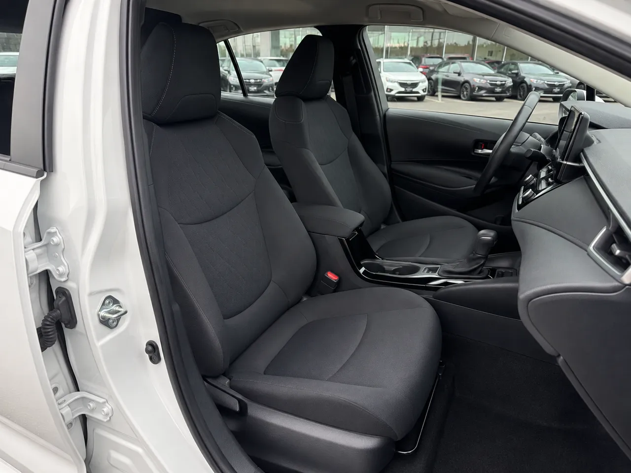 2022 Toyota Corolla LE thumbnail 7